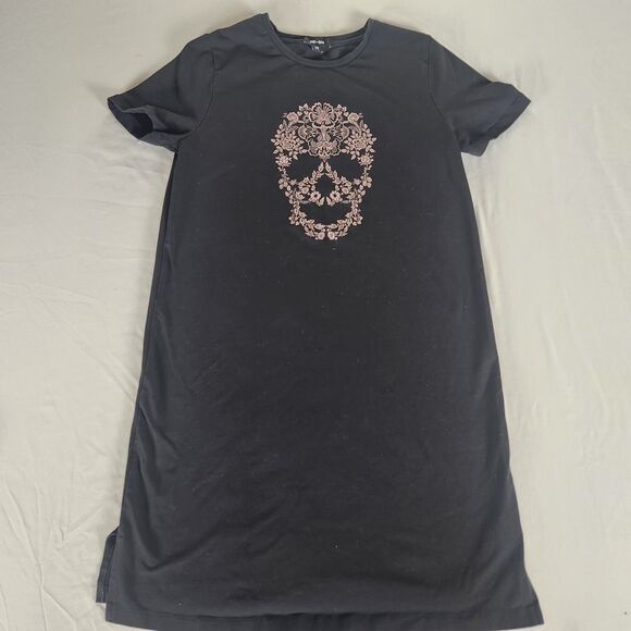 Saint + Sofia Dresses & Skirts - SAINT + SOFIA Womens Size 8 Black Short Sleeve Skull Dress